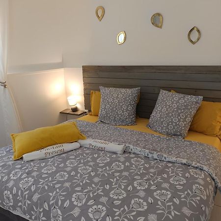 L'Instant Present Bed & Breakfast Le Moule Eksteriør bilde