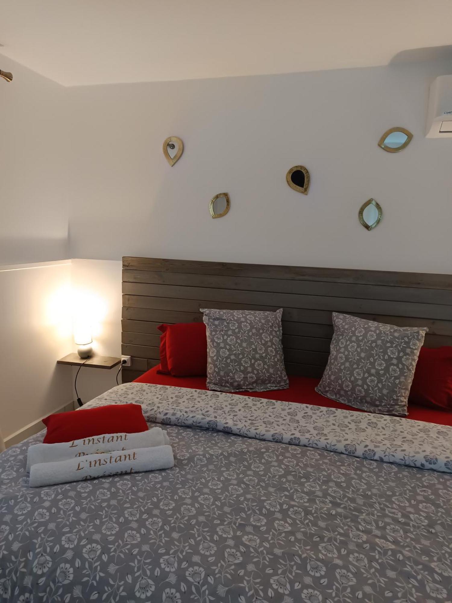 L'Instant Present Bed & Breakfast Le Moule Eksteriør bilde
