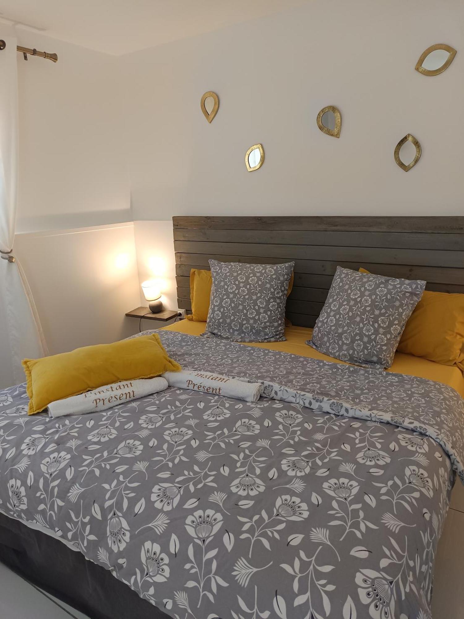 L'Instant Present Bed & Breakfast Le Moule Eksteriør bilde