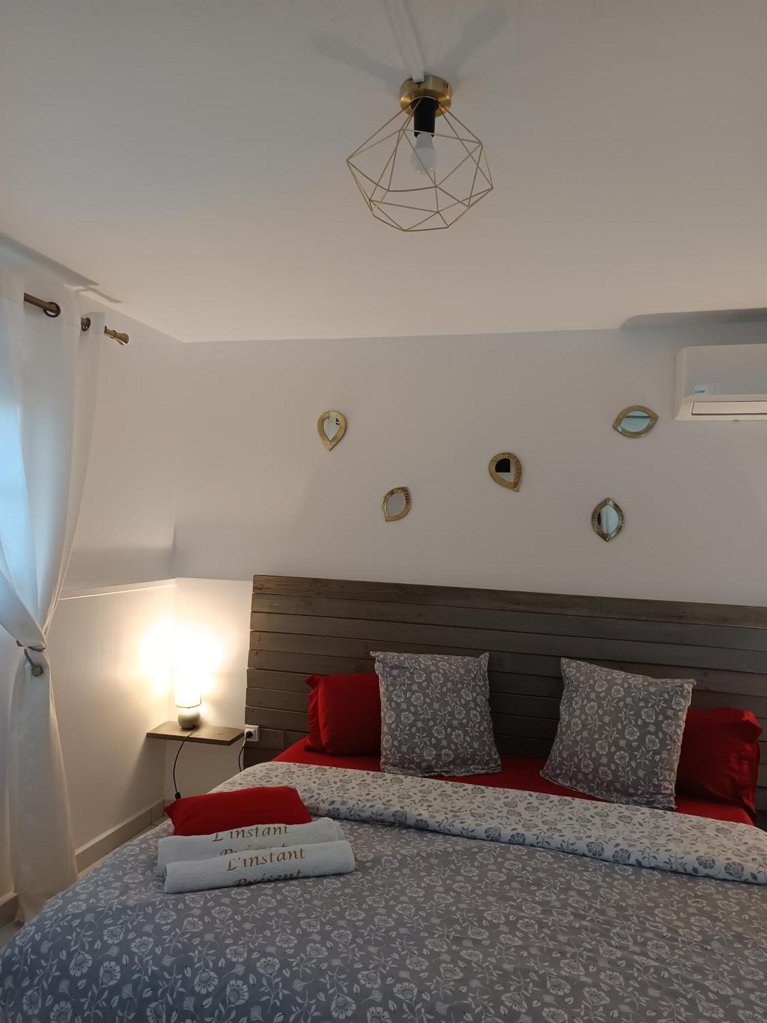 L'Instant Present Bed & Breakfast Le Moule Eksteriør bilde